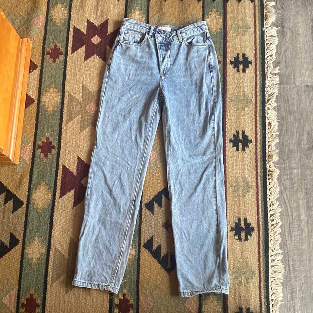 90’s Light Wash Mom Jeans